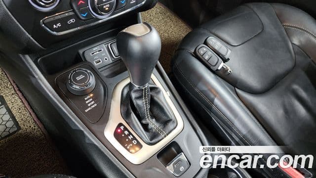 Jeep Cherokee(KL) 2.2 дизель Longitude AWD, 2016 9