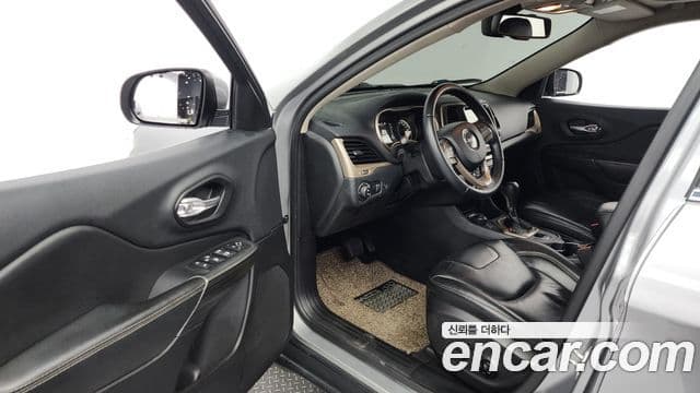 Jeep Cherokee(KL) 2.2 дизель Longitude AWD, 2016 10