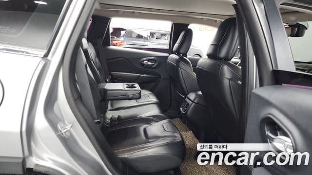 Jeep Cherokee(KL) 2.2 дизель Longitude AWD, 2016 12