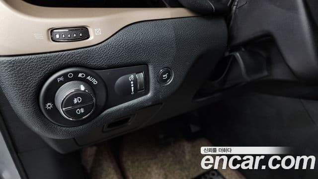 Jeep Cherokee(KL) 2.2 дизель Longitude AWD, 2016 15