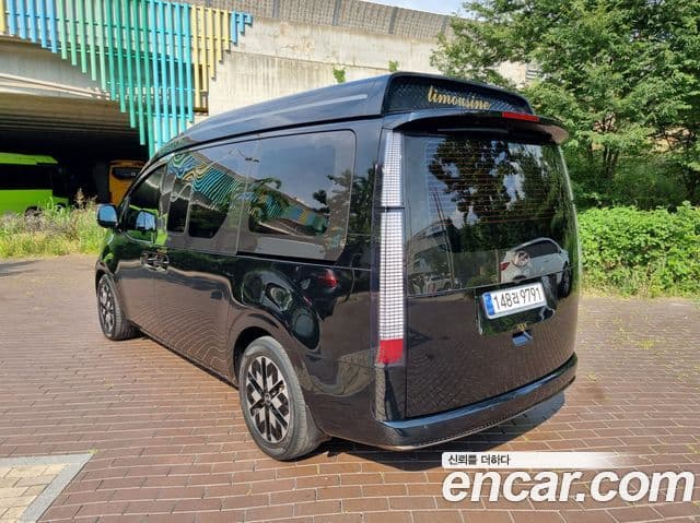Hyundai Staria лимузин, 2023 2