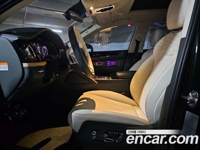 Bentley Bentayga 4.0 V8 EWB Mulliner, 2024 6