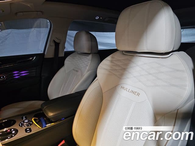 Bentley Bentayga 4.0 V8 EWB Mulliner, 2024 11