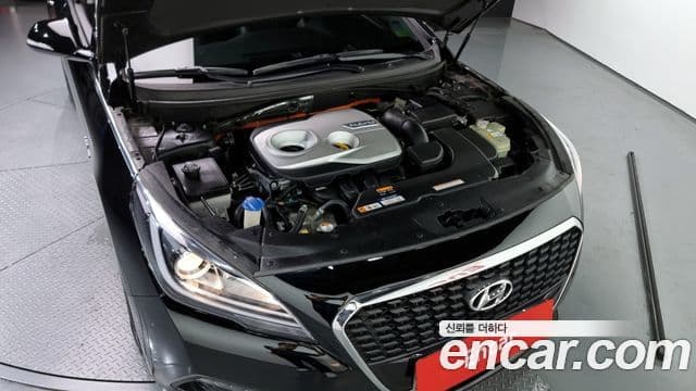 Hyundai LF Sonata гибрид Modern, 2015 6