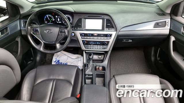 Hyundai LF Sonata гибрид Modern, 2015 7