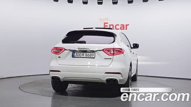 Maserati Levante 3.0 AWD GranLusso, 2017 4