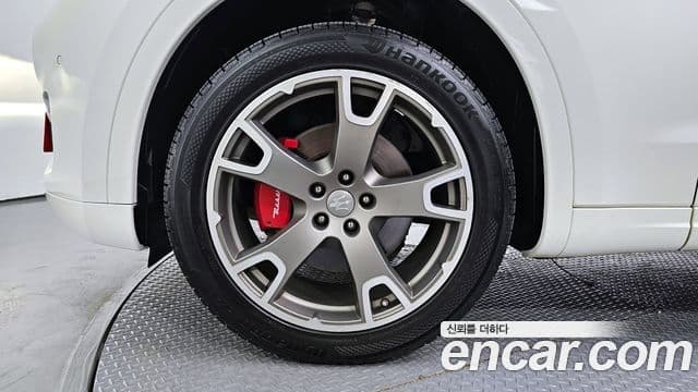 Maserati Levante 3.0 AWD GranLusso, 2017 все фото