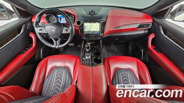 Maserati Levante 3.0 AWD GranLusso, 2017 7