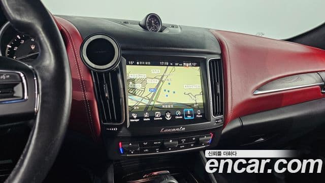 Maserati Levante 3.0 AWD GranLusso, 2017 17