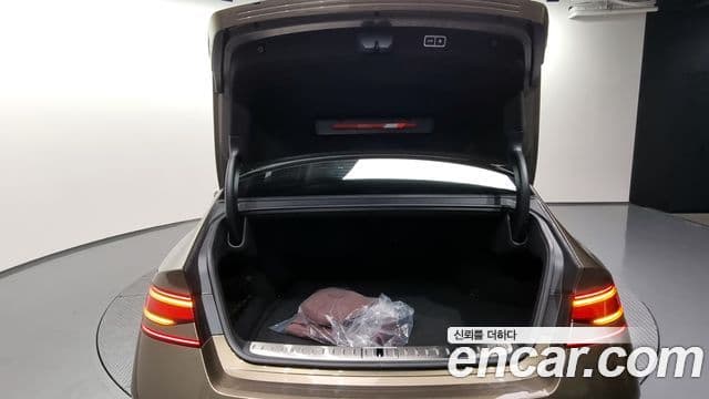 Genesis G90 (RS4) бензин 3.5 турбо AWD, 2022 20