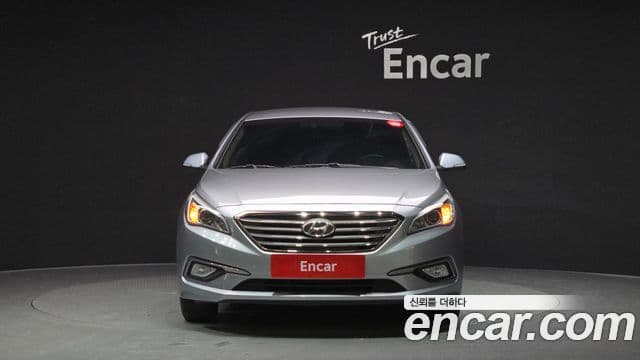 Hyundai LF Sonata Premium, 2017 3