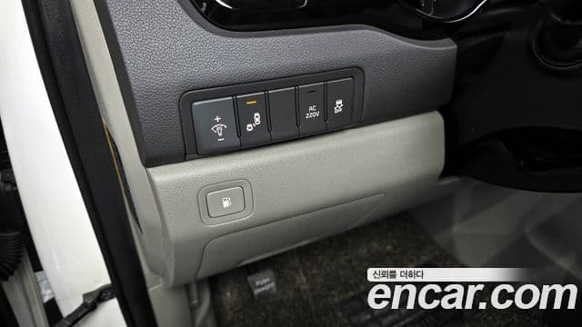 Kia All New Carnival VIP, 2018 13