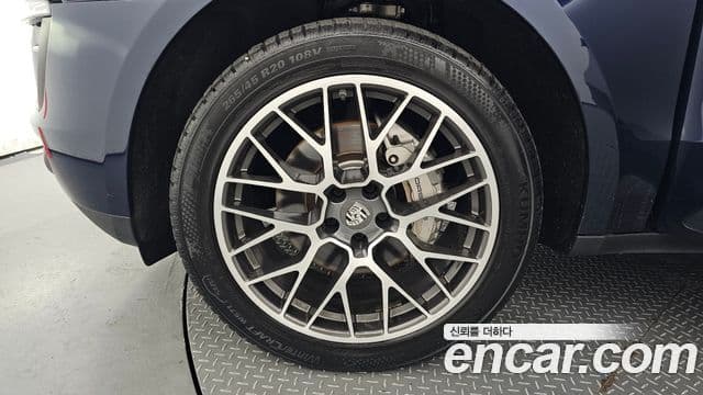 Porsche Macan 95B, 2017 все фото