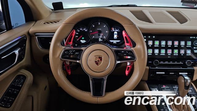 Porsche Macan 95B, 2017 13