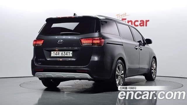 Kia All New Carnival Prestige, 2015 2