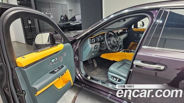 Rolls-Royce 고스트 2세대 6.7 EWB V12, 2021 11