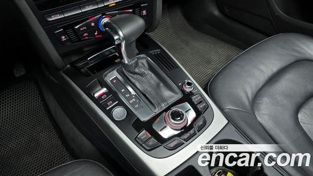 Audi New A4 B8, 2013 9