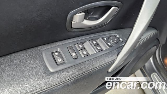 Renault Korea(Samsung) SM7 Nova LPLI 2.0 LPe для людей с инвалидностью, 2017 14