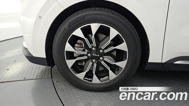 Kia Carnival 4세대 Signature, 2023 все фото