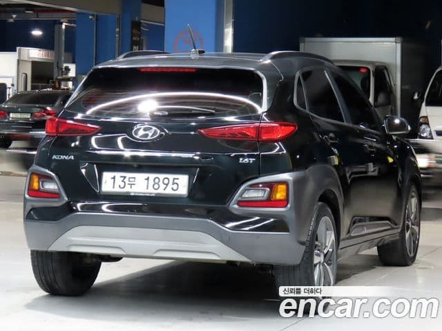 Hyundai Kona Premium, 2018 4