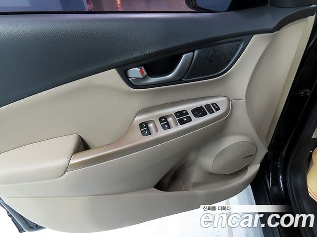 Hyundai Kona Premium, 2018 15