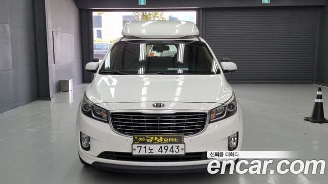 Kia All New Carnival Prestige, 2016 3