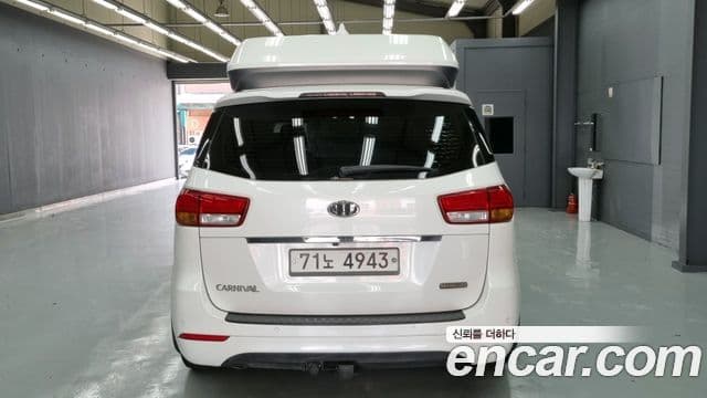 Kia All New Carnival Prestige, 2016 4