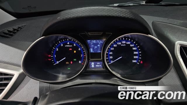 Hyundai Veloster DCT팩, 2012 8