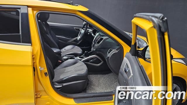 Hyundai Veloster DCT팩, 2012 17