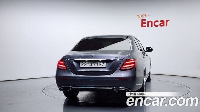 Mercedes-Benz E-класс W213 Exclusive, 2020 4