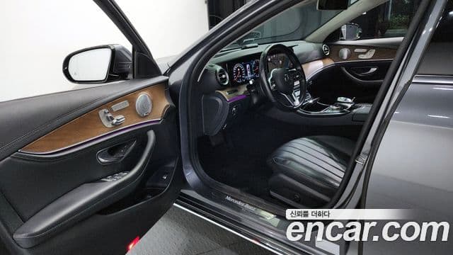 Mercedes-Benz E-класс W213 Exclusive, 2020 10