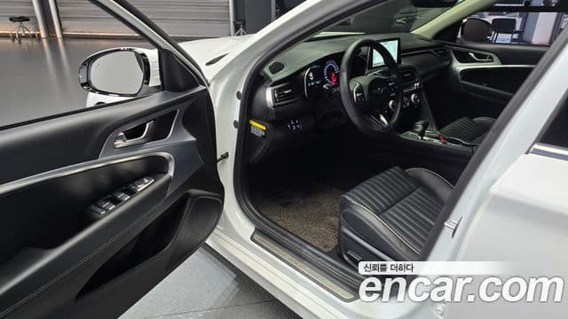 Genesis G70 Elite, 2020 11