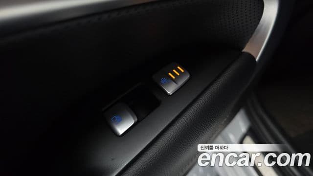 Genesis G70 Elite, 2020 19