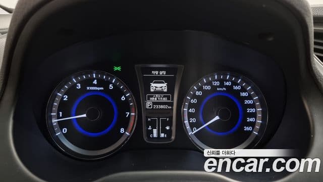 Hyundai Grandeur HG Modern, 2014 8