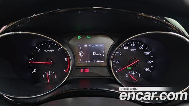 Kia All New Carnival Prestige, 2016 8