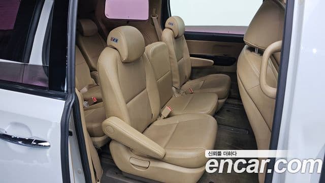 Kia All New Carnival Prestige, 2016 19