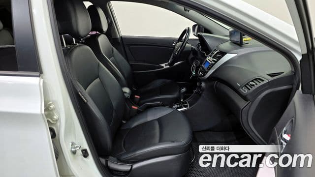 Hyundai Accent(новый кузов / новое поколение) Modern, 2014 12