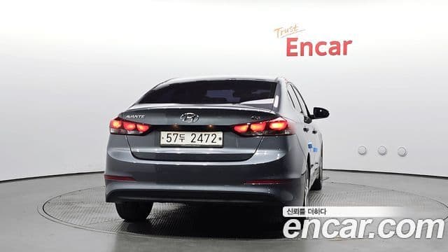 Hyundai Avante AD 1.6 GDI Value Plus, 2017 4