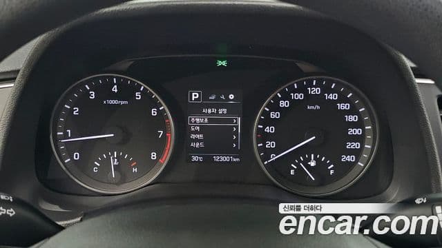 Hyundai Avante AD 1.6 GDI Value Plus, 2017 8