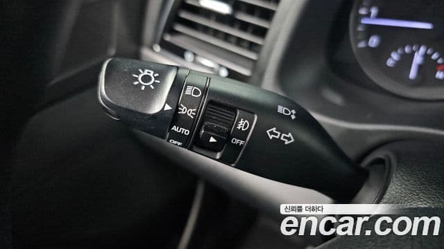 Hyundai Avante AD 1.6 GDI Value Plus, 2017 16