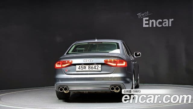 Audi New A4 B8, 2014 4