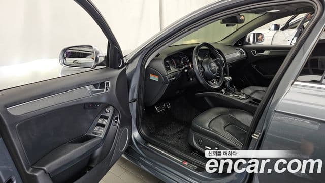 Audi New A4 B8, 2014 10