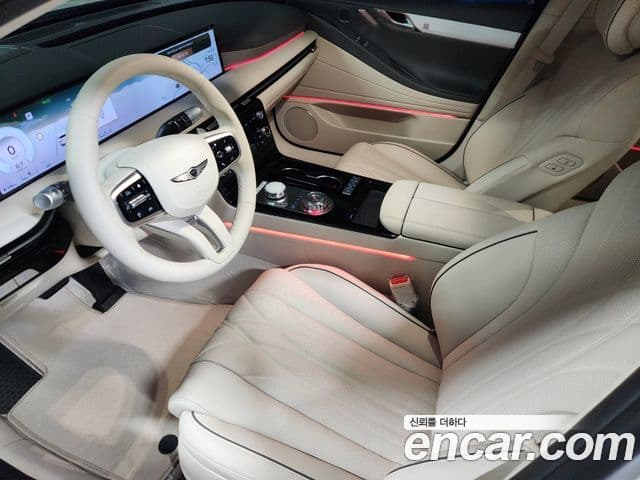 Genesis G80 (RG3) бензин 2.5 турбо AWD, 2026 10