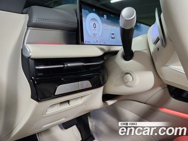 Genesis G80 (RG3) бензин 2.5 турбо AWD, 2026 13