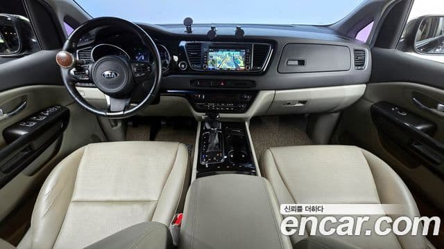 Kia All New Carnival Prestige, 2015 7