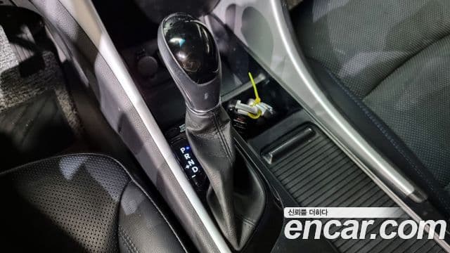 Hyundai Sonata гибрид Premium, 2014 9