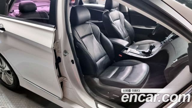 Hyundai Sonata гибрид Premium, 2014 12