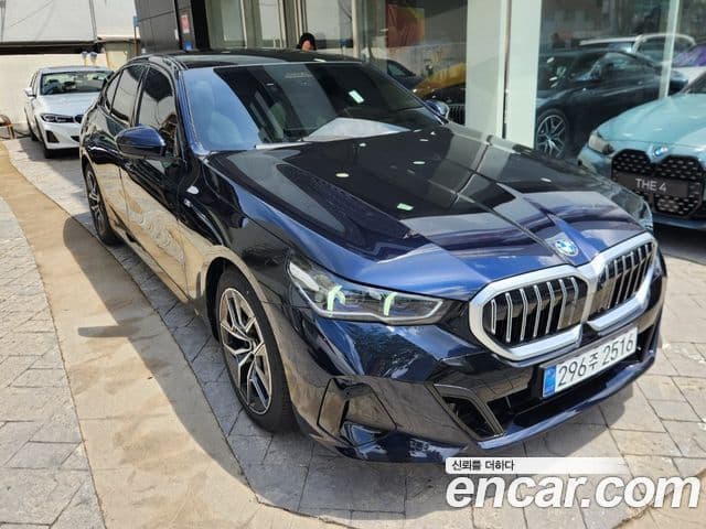 BMW 5시리즈 (G60) 520i M Sport, 2025 3