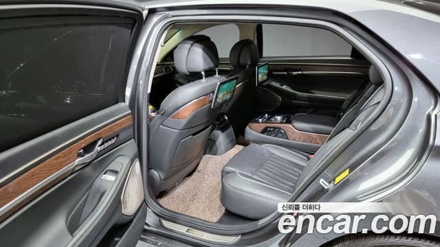 Genesis G90 Prestige, 2020 11