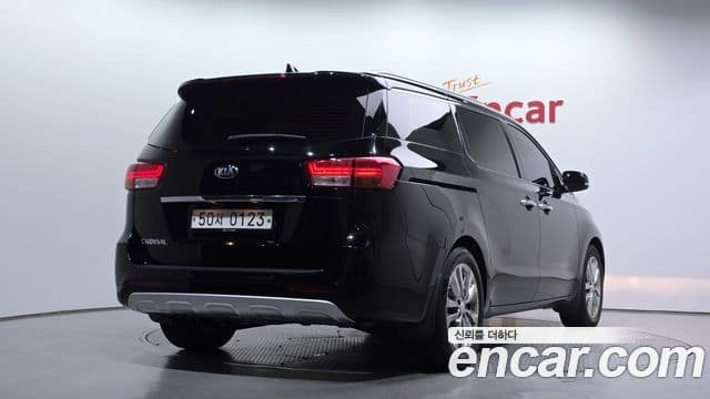 Kia All New Carnival Prestige, 2017 2